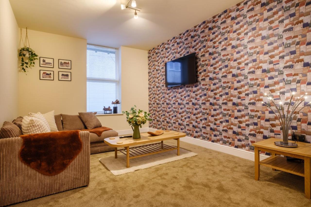 Flat 2, The Old Antiques Warehouse - Free Off-Site Health Club Access With Pool, Sauna, Steam Room & Gym 鲍内斯温德米尔 外观 照片